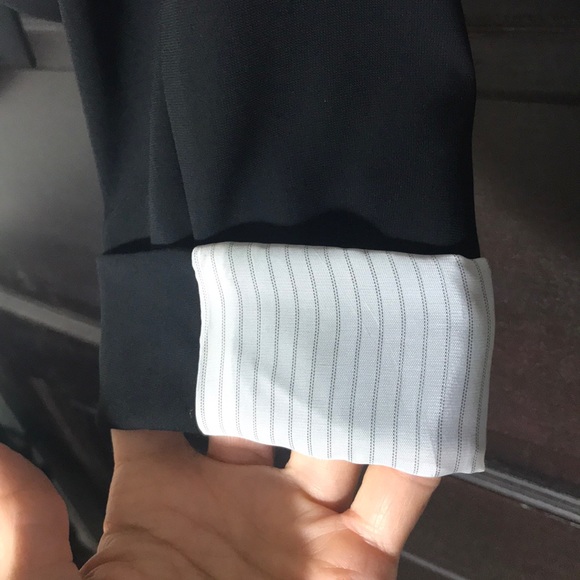 SALE❤️ NWT BCBGMaxazria Black Glen jacket M - Picture 6 of 8